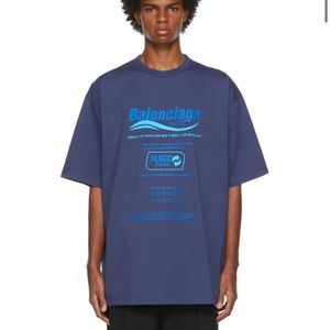 Balenciaga drop shoulders.